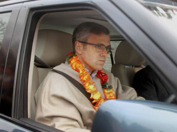 ಒಂದು ಕ್ಷೇತ್ರದಲ್ಲಿ ಗೆದ್ದ ಸಿಎಂ ಒಮರ್ ಅಬ್ದುಲ್ಲಾ