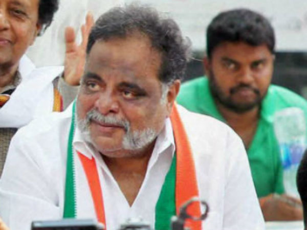 ಅಂಬರೀಶ್ ವಿರುದ್ಧ ಅಕ್ರಮ ನಿವೇಶನ ಪಡೆದ ಆರೋಪ