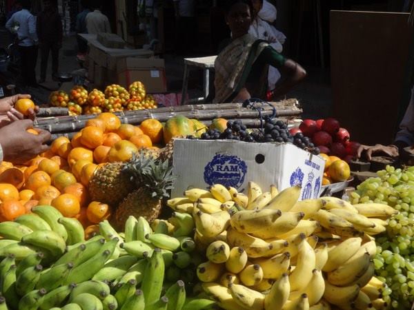 ಹೂವು-ಹಣ್ಣು ತರಕಾರಿ