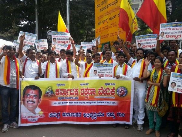 ಮೂರು ಪಕ್ಷಗಳ ಜನಪ್ರತಿನಿಧಿಗಳು ಏನ್ಮಾಡ್ತಿದ್ದಾರೆ?