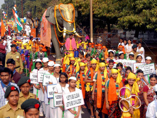 ಪುಣ್ಯತಿಥಿಯಂದು ಸ್ವಚ್ಛತೆ ಜಾಗೃತಿ