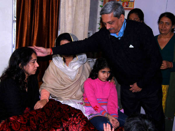 ದುಃಖಿತರನ್ನು ಸಂತೈಸಿದ ಸಚಿವರು