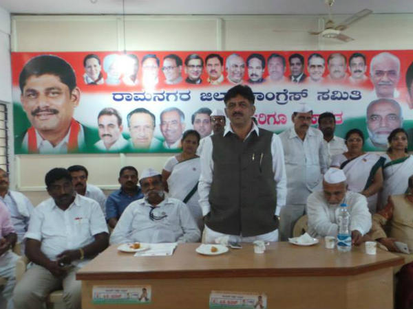 ಡಿಕೆ ಶಿವಕುಮಾರ್ ಜೊತೆ ಜೆಡಿಎಸ್ ನಾಯಕರ ಚರ್ಚೆ
