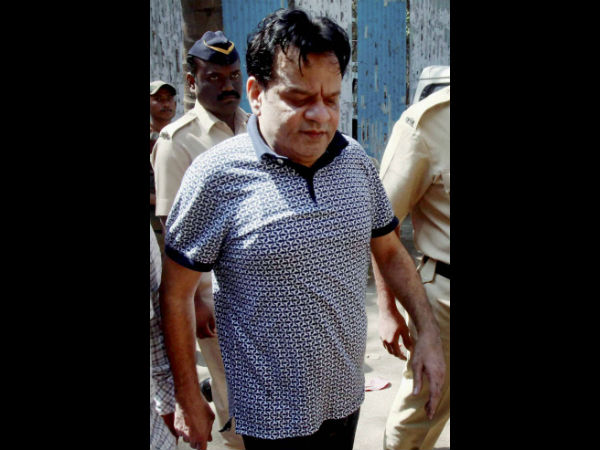 ಕಟಕಟೆಯಲ್ಲಿ ದಾವೂದ್ ಸಹೋದರ