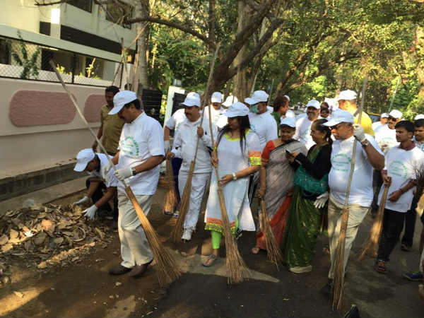 ಕಾರ್ಯಕರ್ತರ ಸಾಥ್