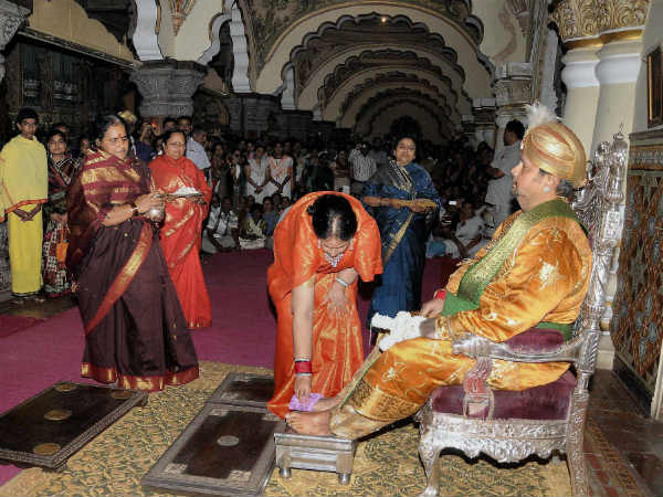 ದತ್ತು ಪಡೆಯುವುದು ಅನಿವಾರ್ಯವಾಗಿತ್ತು