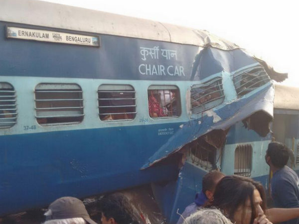Eranakulam train derails Eranakulam train derails