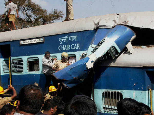 9 ಪ್ರಯಾಣಿಕರ ಸಾವು