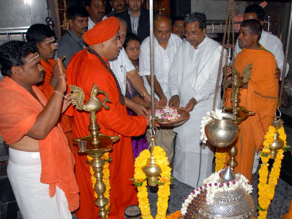 ಮಠಾಧೀಶರಿಂದ ವಿಧೇಯಕ್ಕೆ ವಿರೋಧ