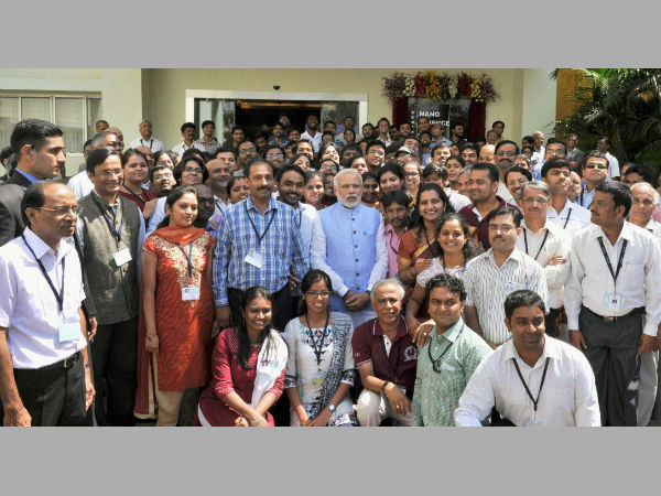 ಪ್ರಧಾನಿ ಜೊತೆ ವಿದ್ಯಾರ್ಥಿಗಳು