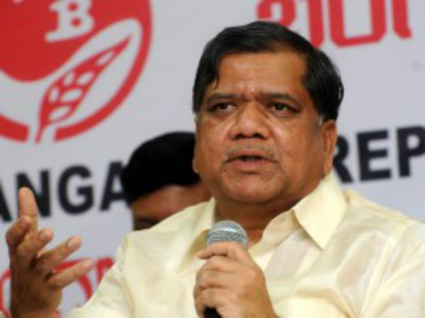 ಸಿದ್ದರಾಮಯ್ಯ ಬಜೆಟ್‌ಗೆ ಎರಡು ಅಂಕ ಕೊಡುತ್ತೇನೆ