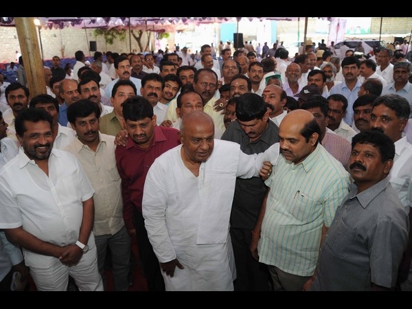 ಪಕ್ಷಕ್ಕೆ ದೇಣಿಗೆ ನೀಡಬಯಸುವವರ ಗಮನಕ್ಕೆ