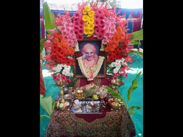 ತುಮಕೂರು ನಗರದಲ್ಲಿ ದಿನವಿಡಿ ಹಬ್ಬದ ವಾತಾವರಣ