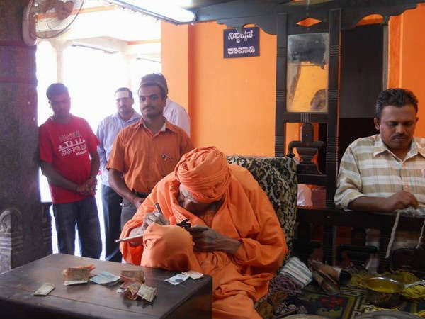 ಹುಟ್ಟುಹಬ್ಬದಂದು ಶ್ರೀಗಳ ದಿನಚರಿ ಬದಲಾಗಿಲ್ಲ