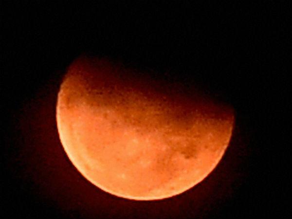 ಬಾನಂಗಳದಲ್ಲಿ ಬಿರಿದ ಕಿತ್ತಳೆ ಹಣ್ಣು