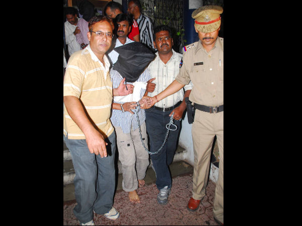 Five undertrial millitants shot dead in Nalgonda