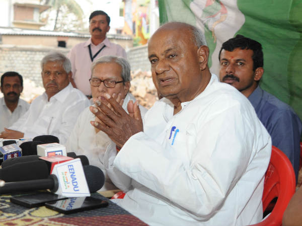 ಆಗ ಸಿದ್ದರಾಮಯ್ಯ ಏನು ಮಾಡುತ್ತಿದ್ದರು?