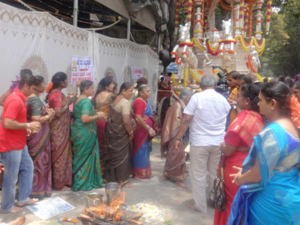 ಅನ್ನ ಸಂತರ್ಪಣೆ