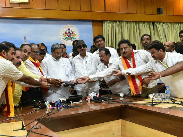 ಕರ್ನಾಟಕ ಬಂದ್ ನಡೆಸಲಾಗಿದೆ