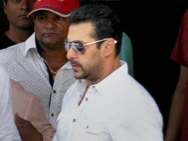 ಅಡ್ಡಾದಿಡ್ಡಿ ವಾಹನ ಚಲಾವಣೆ