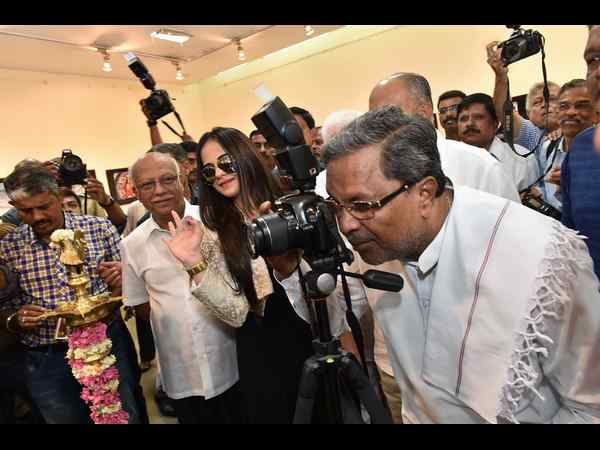 ಸಂಪುಟ ಪುನಾರಚನೆ ಮಾಡುವುದು