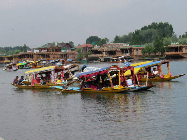ದಾಲ್ ಸರೋವರದ ನೋಟವೇ ಅಂದ