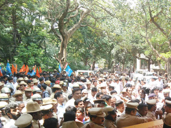 ಮಾಧ್ಯಮದವರ ವಾಗ್ವಾದ