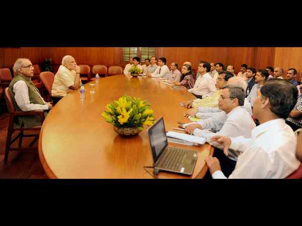 ಪ್ರಧಾನಿ ನರೇಂದ್ರ ಮೋದಿ ಸಭೆ ಪ್ರಧಾನಿ ನರೇಂದ್ರ ಮೋದಿ ಸಭೆ