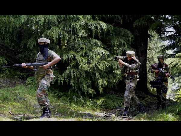 ಸೈನಿಕರಿಗೆ ಬಿಡುವಿಲ್ಲ ಸೈನಿಕರಿಗೆ ಬಿಡುವಿಲ್ಲ