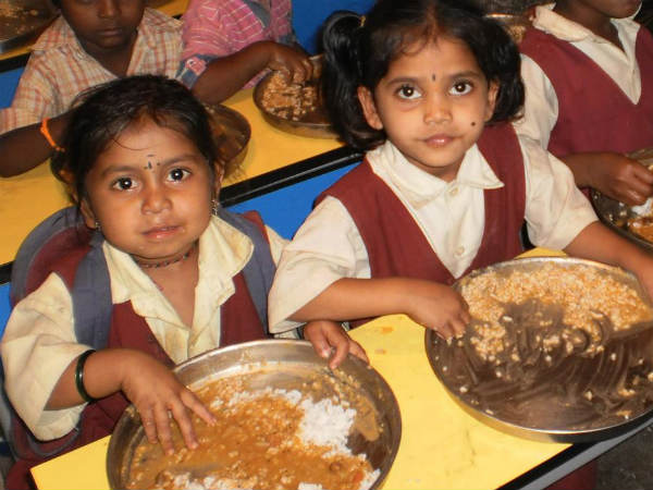 9. ಹಣವನ್ನು ಅನಾಥಾಶ್ರಮಗಳಿಗೆ ದಾನ ನೀಡಿ