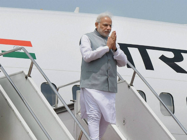ಬಾಂಗ್ಲಾದೇಶಕ್ಕೆ ಆಗಮಿಸಿದ ಮೋದಿ