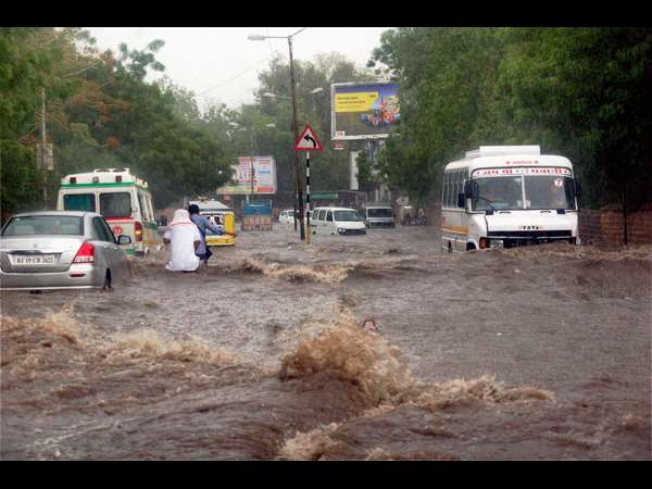 ಮಳೆ ಆರ್ಭಟ ಜೋರು