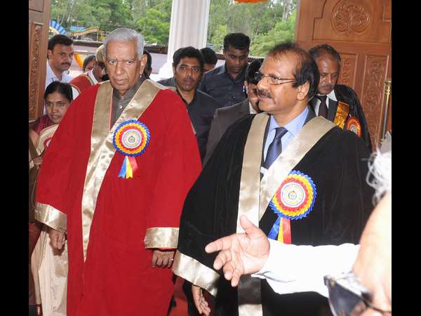 ಸ್ನಾತಕೋತ್ತರ ಪರೀಕ್ಷೆ