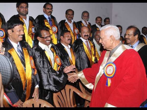  ಗ್ರಾಮ ದತ್ತು ಸ್ವೀಕಾರ ಮಾಡುವ ಯೋಜನೆ