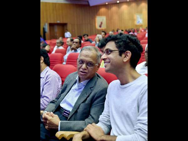 ಅಪ್ಪ ಮಗ ಸಮ್ಮಿಲನ