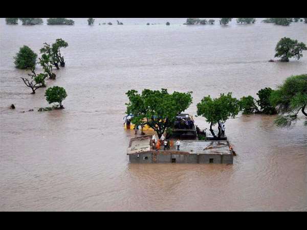 ಮುಳುಗಿದ ಮನೆ, ಹೊಲ
