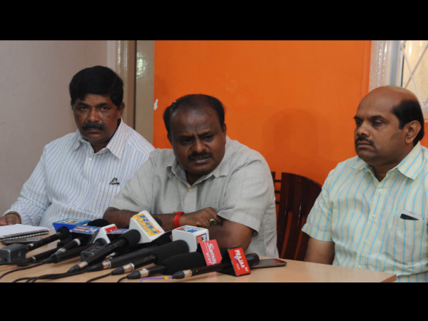 Helpline for farmers set up by HD Kumaraswamy