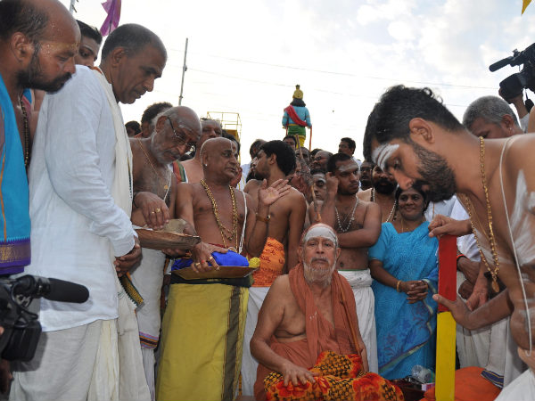 ಆಂಧ್ರಪ್ರದೇಶದ ಗೋದಾವರಿ ಪುಷ್ಕರ ಮೇಳ ಆಂಧ್ರಪ್ರದೇಶದ ಗೋದಾವರಿ ಪುಷ್ಕರ ಮೇಳ