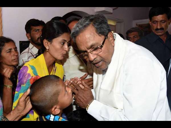 ಹೊನ್ನನಾಯಕನಹಳ್ಳಿಗೆ ಭೇಟಿ ಹೊನ್ನನಾಯಕನಹಳ್ಳಿಗೆ ಭೇಟಿ