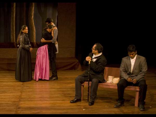 ಮಹತ್ವದ ನಾಟಕಗಳಲ್ಲಿ ಪ್ರಮುಖ ಪಾತ್ರ