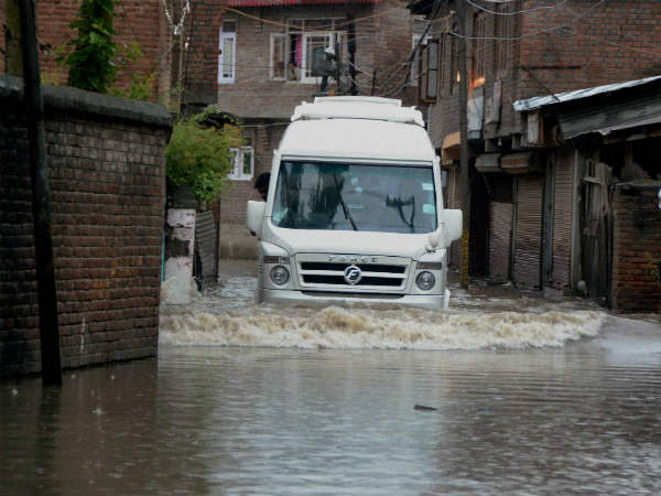 ಅಯ್ಯೋ ಭಾರೀ ಮಳೆ ಕಂಡ್ರಿ