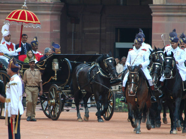 ರಾಷ್ಟ್ರಪತಿ ಭವನ ಪ್ರಯಾಣ