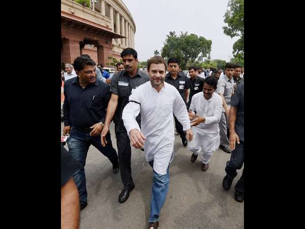 5 ನೇ ದಿನಕ್ಕೆ ಕಾಂಗ್ರೆಸ್ ಪ್ರತಿಭಟನೆ