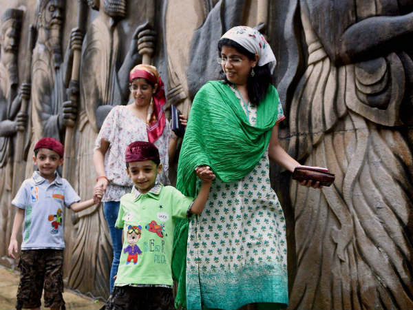 ವಾಸ್ತುಶಿಲ್ಪ ನೋಡಿರಿ ವಾಸ್ತುಶಿಲ್ಪ ನೋಡಿರಿ