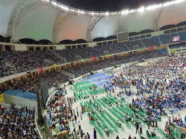 ತುಂಬಿ ತುಳುಕುತ್ತಿದ್ದ ಕ್ರೀಡಾಂಗಣ