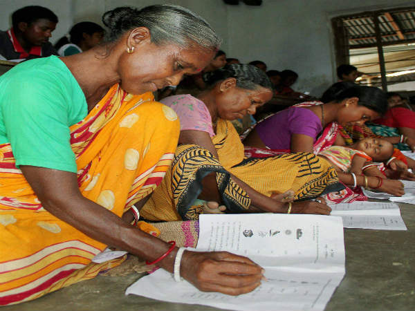 ನಾನು ಅಕ್ಷರ ಕಲಿತ್ತಿದ್ದೀನಿ, ನೀವು ಕಲಿಯಿರಿ.