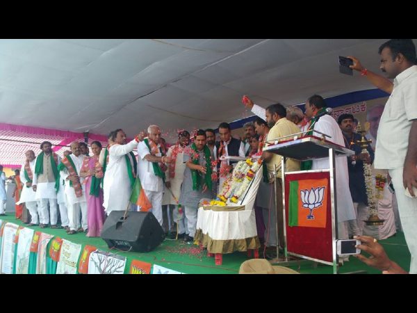 ಸಾಲಮನ್ನಾ ಮಾಡಿ