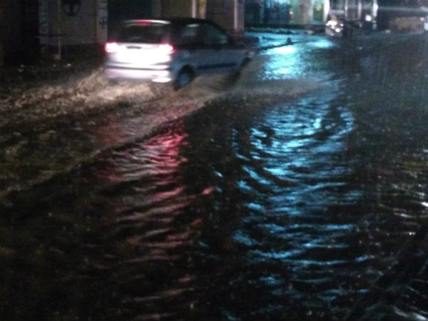 ತತ್ತರಿಸಿದ ಬೆಂಗಳೂರು