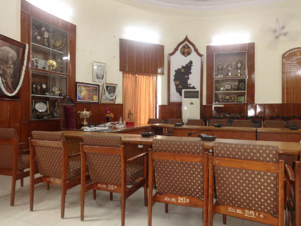 11.30ಕ್ಕೆ ಚುನಾವಣಾ ಪ್ರಕ್ರಿಯೆ ಆರಂಭ