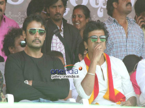 ವಾಣಿಜ್ಯ ಮಂಡಳಿ ಆಯೋಜನೆಯ ಮೆರವಣಿಗೆ ವಾಣಿಜ್ಯ ಮಂಡಳಿ ಆಯೋಜನೆಯ ಮೆರವಣಿಗೆ